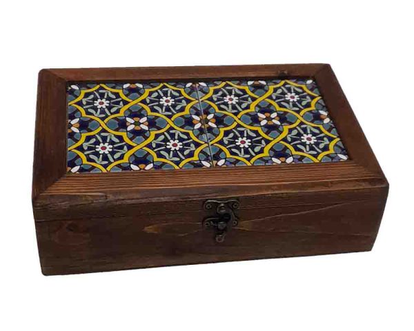 جعبه چوبی نقش کاشی (زرد، سبز و آبی)